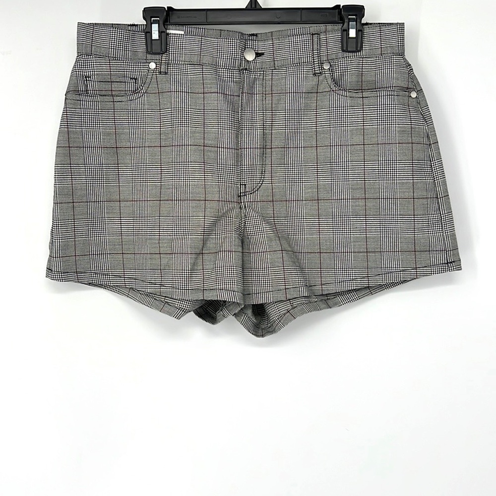 BLDWN the Brie high rise shorts women’s size 31 EUC